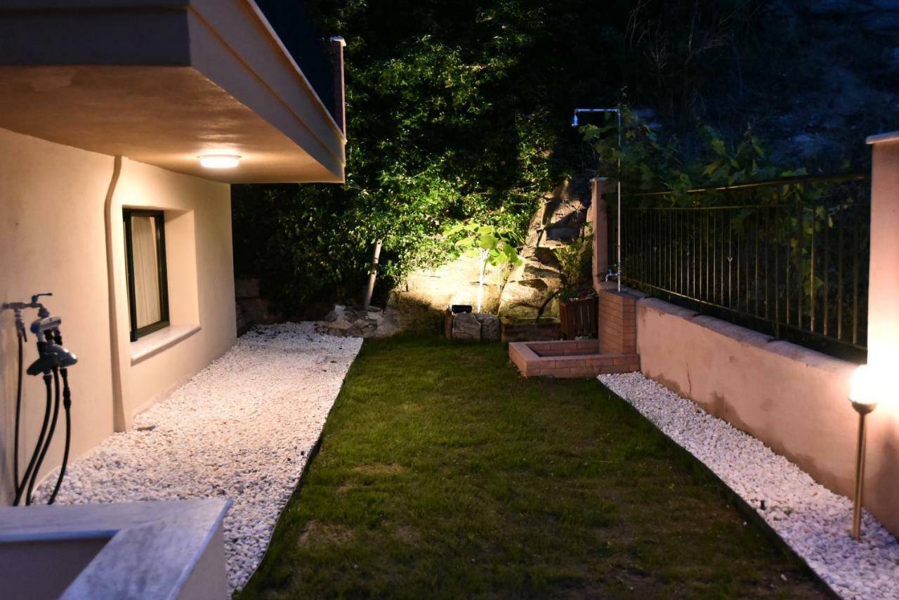 Searockhouse Villa Palaiontsiflikion Exterior photo