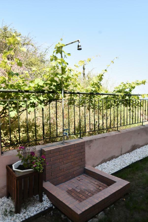 Searockhouse Villa Palaiontsiflikion Exterior photo